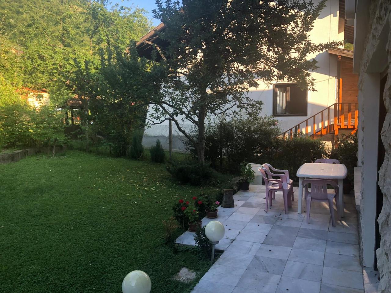 Luylyana Guesthouse Ribaritsa Exterior foto